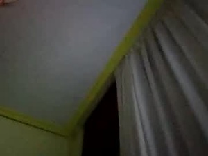 Screenshot from lamacua69 webcams