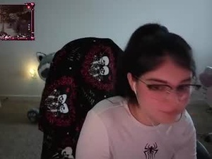 Screenshot from lapuppycakes webcams
