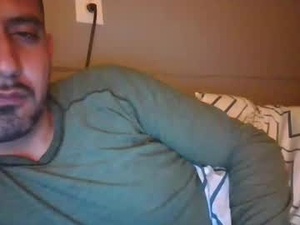 Screenshot from larturo908 webcams