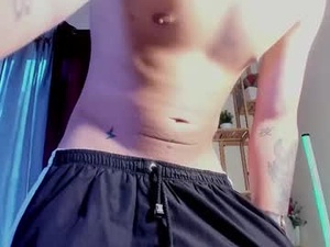 Screenshot from latiin_boy21 webcams