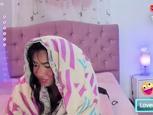 Screenshot from latinabombsheell webcams