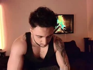 Screenshot from latinboyvip_ webcams