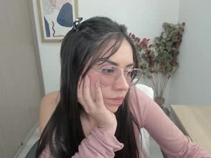 Screenshot from lauryn_chills webcams