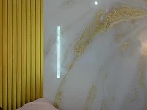 Screenshot from leah_adam webcams