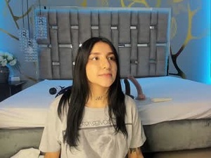 Screenshot from leiawong webcams