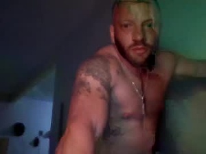 Screenshot from letz_go69 webcams