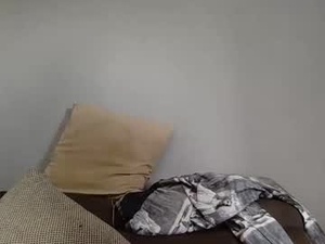 Screenshot from lewinskytheone webcams