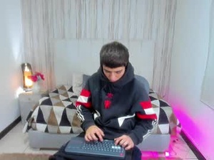 Screenshot from lian_foox webcams