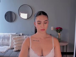 Screenshot from liapearce webcams