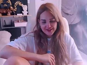 Screenshot from libra_mia webcams