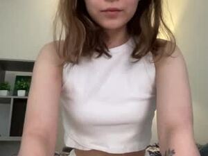 Screenshot from lilellina webcams