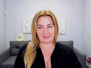 Screenshot from lili_crossi webcams