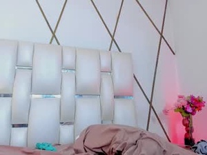 Screenshot from lilicameron_ webcams