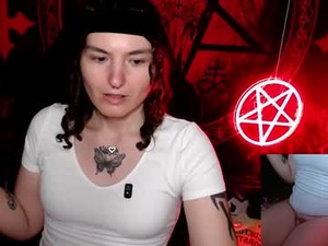 Screenshot from lilithara666 webcams