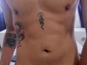 Screenshot from lill_ryan webcams