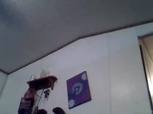 Screenshot from lillokey1 webcams
