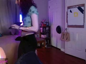 Screenshot from lilythehippie webcams