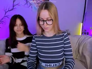 Screenshot from lina_fox12 webcams