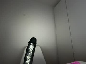 Screenshot from linaxvalentine webcams