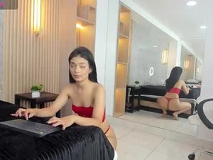 Screenshot from linda_cooper_ webcams