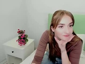 Screenshot from lindseydevil webcams