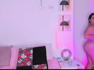 Screenshot from lisa_laurentt webcams