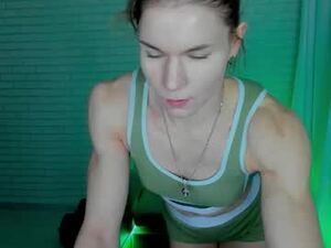 Screenshot from lisa_ree_ webcams