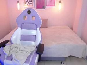 Screenshot from liseth_thalorien webcams