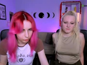 Screenshot from lissa_veils webcams