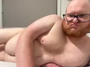 Screenshot from littlebigred4you webcams