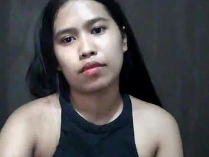 Screenshot from littlepussyofme webcams