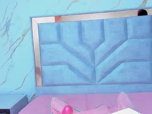 Screenshot from lizeth_salazar webcams