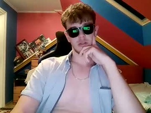 Screenshot from lol133456 webcams