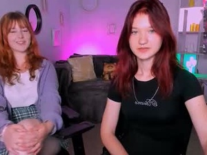 Screenshot from lola_sun12 webcams