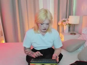 Screenshot from lollita_morgan webcams