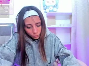 Screenshot from lolypink__ webcams