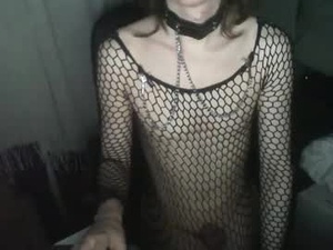 Screenshot from lostb0y98 webcams