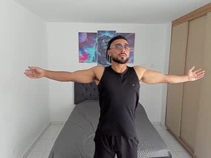 Screenshot from louis_marley_ webcams