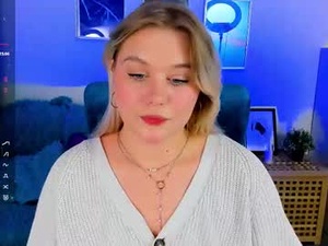 Screenshot from louisemous webcams