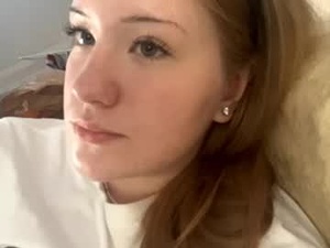 Screenshot from love_haven webcams