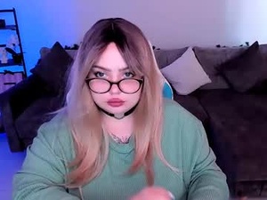 Screenshot from love_insidee webcams