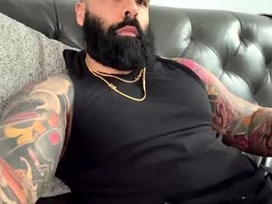 Screenshot from loveathickbitch webcams