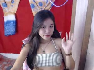 Screenshot from lovely_amara18 webcams