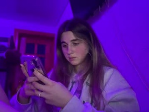 Screenshot from lovelysilk_63 webcams