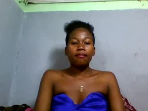 Screenshot from lucettez webcams