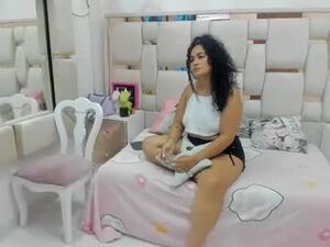 Screenshot from lucianaangell webcams