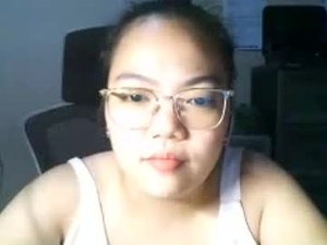Screenshot from luckycharm003 webcams