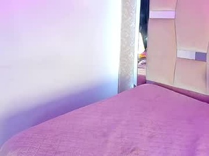 Screenshot from lucy_snow_ webcams