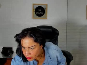 Screenshot from lucy_sweett69 webcams