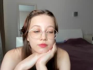 Screenshot from lucy_u webcams